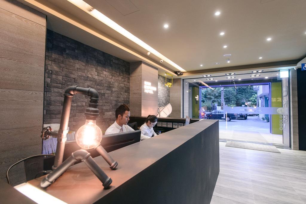 Kiwi Express Hotel-Taichung Station II Εξωτερικό φωτογραφία