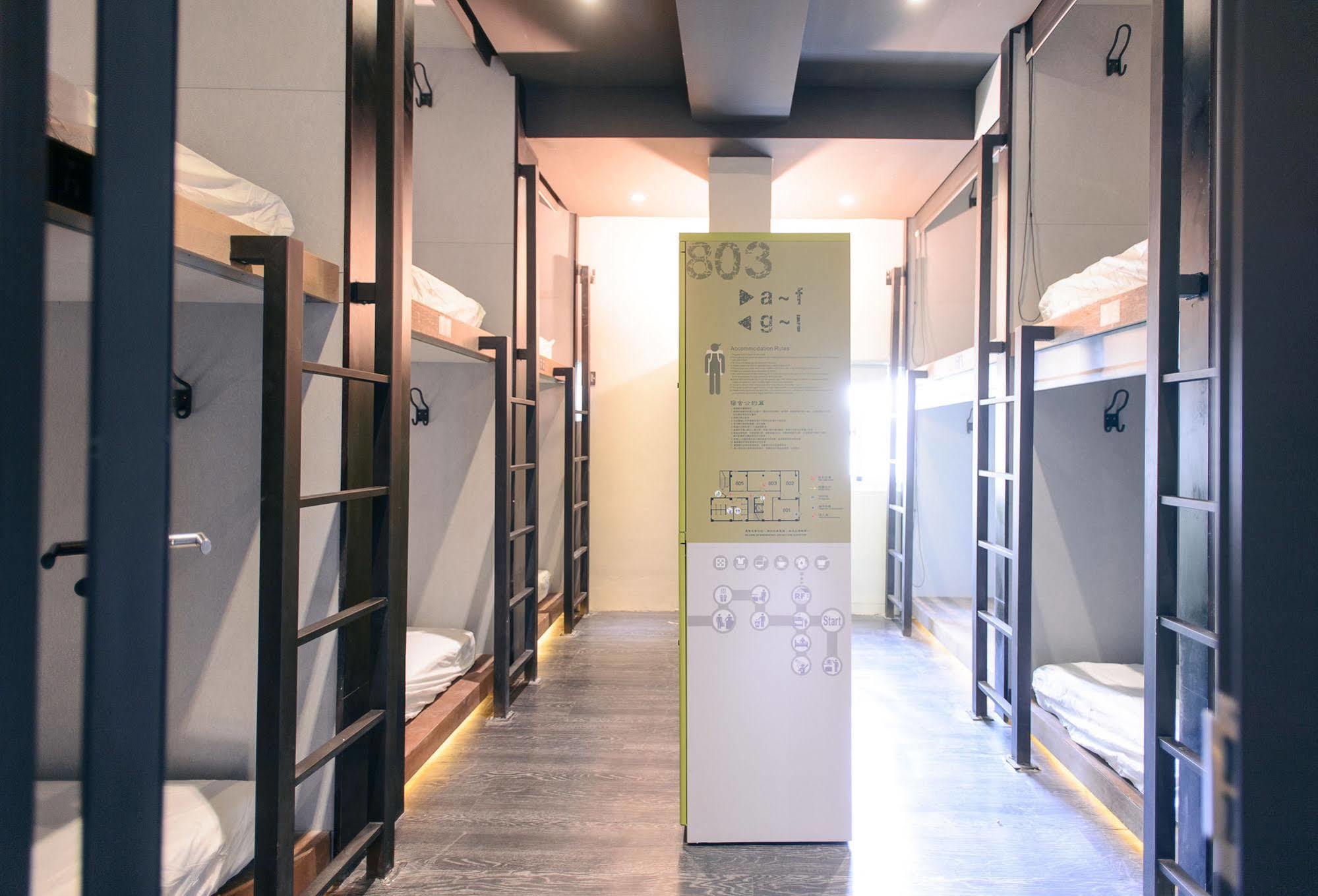 Kiwi Express Hotel-Taichung Station II Εξωτερικό φωτογραφία