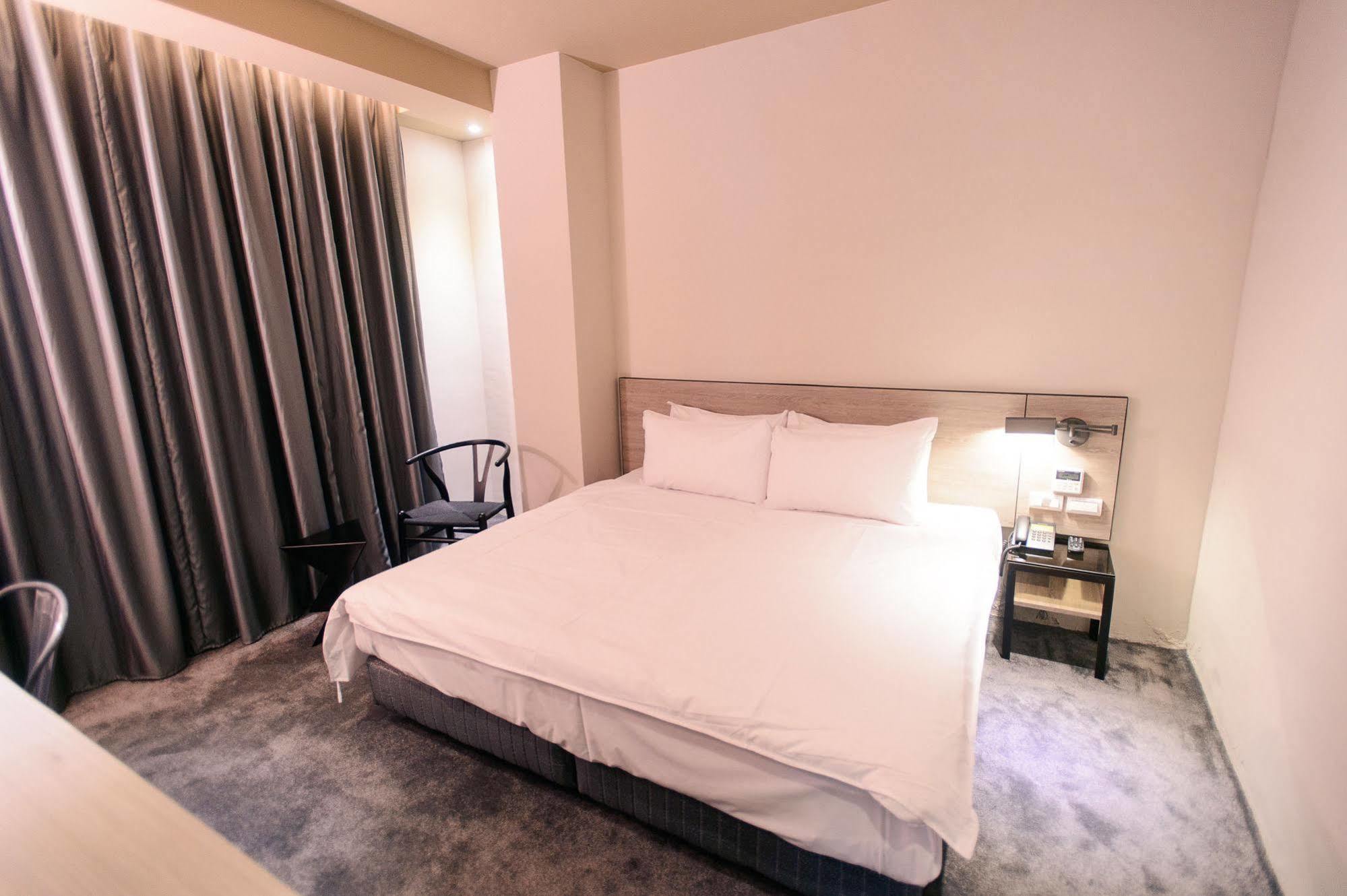Kiwi Express Hotel-Taichung Station II Εξωτερικό φωτογραφία