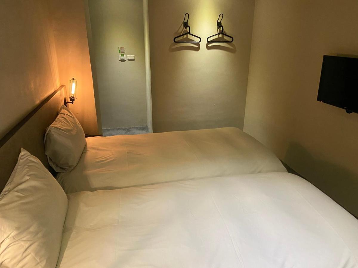 Kiwi Express Hotel-Taichung Station II Εξωτερικό φωτογραφία